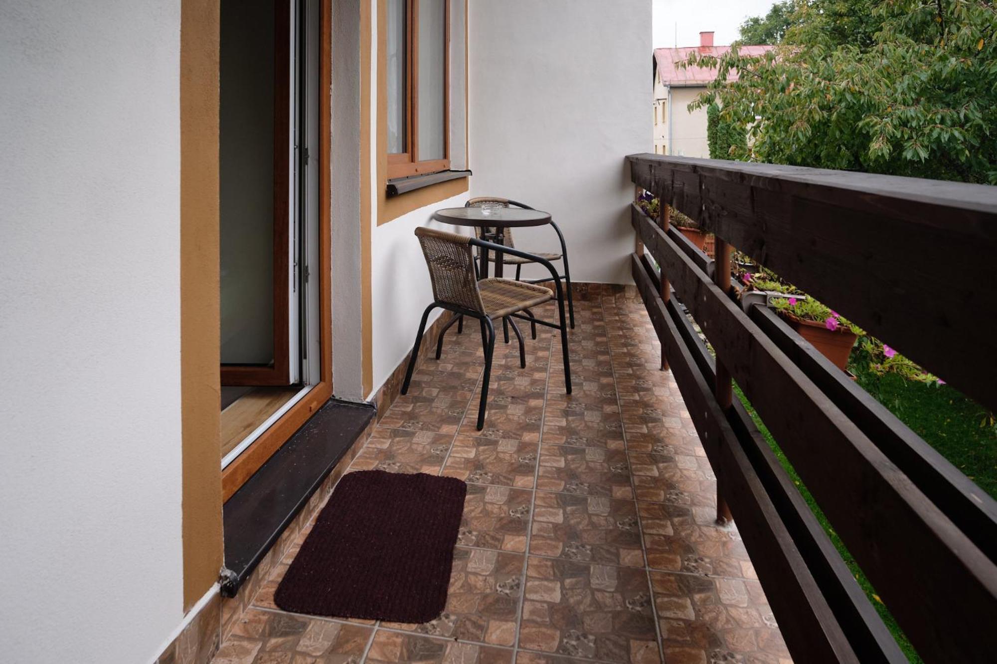 Penzion U Krbu Hotel Loket Exterior photo